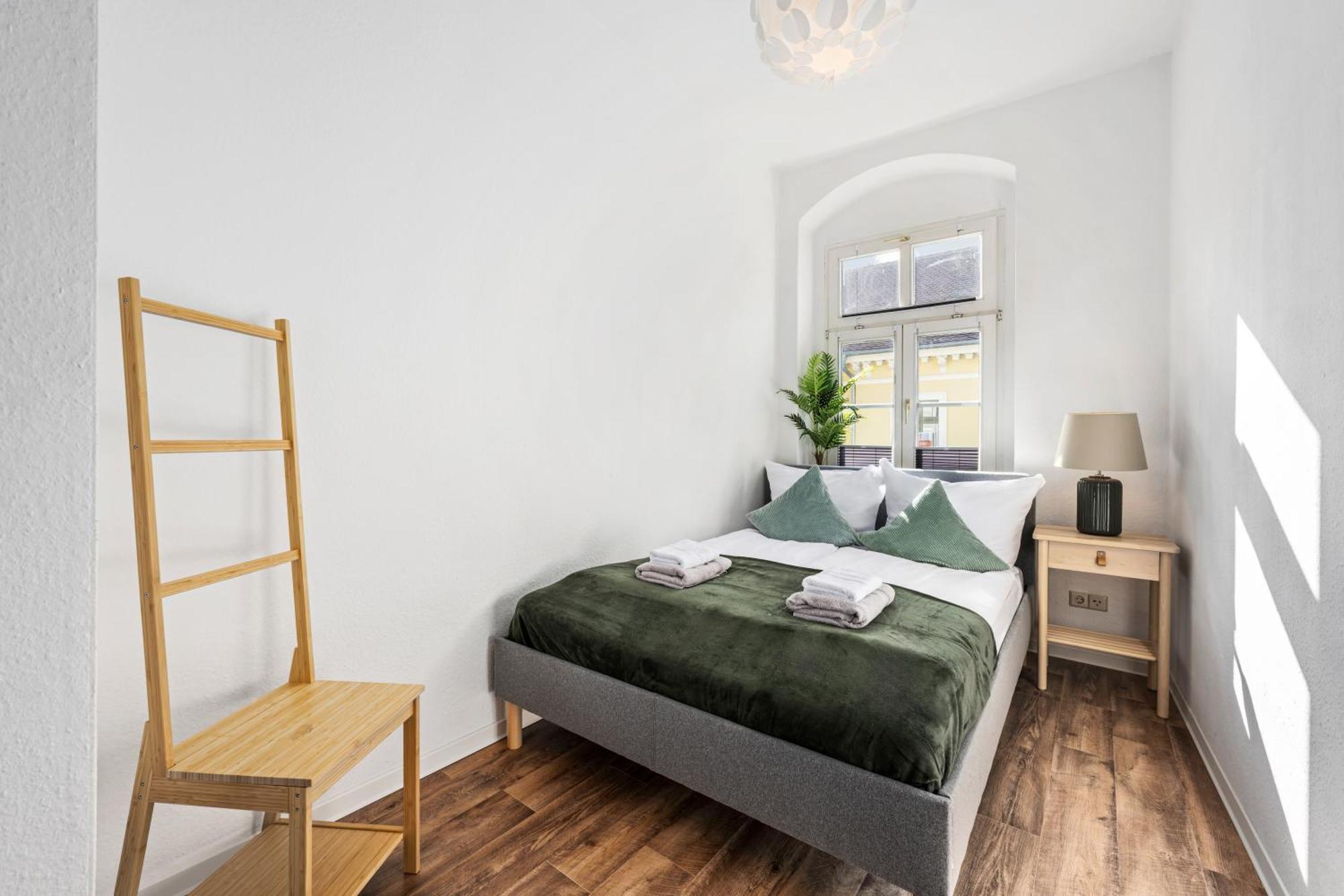 Schoene Altstadt Ferienwohnung Gruppen Familien Parkplatz マイセン エクステリア 写真